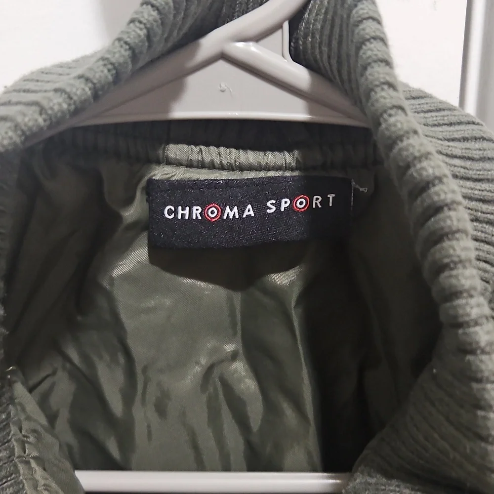Green Jacket - Picture 2 of 4
